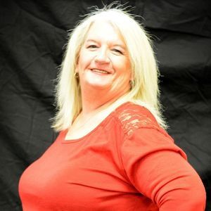 Meet your Posher, Carolyn